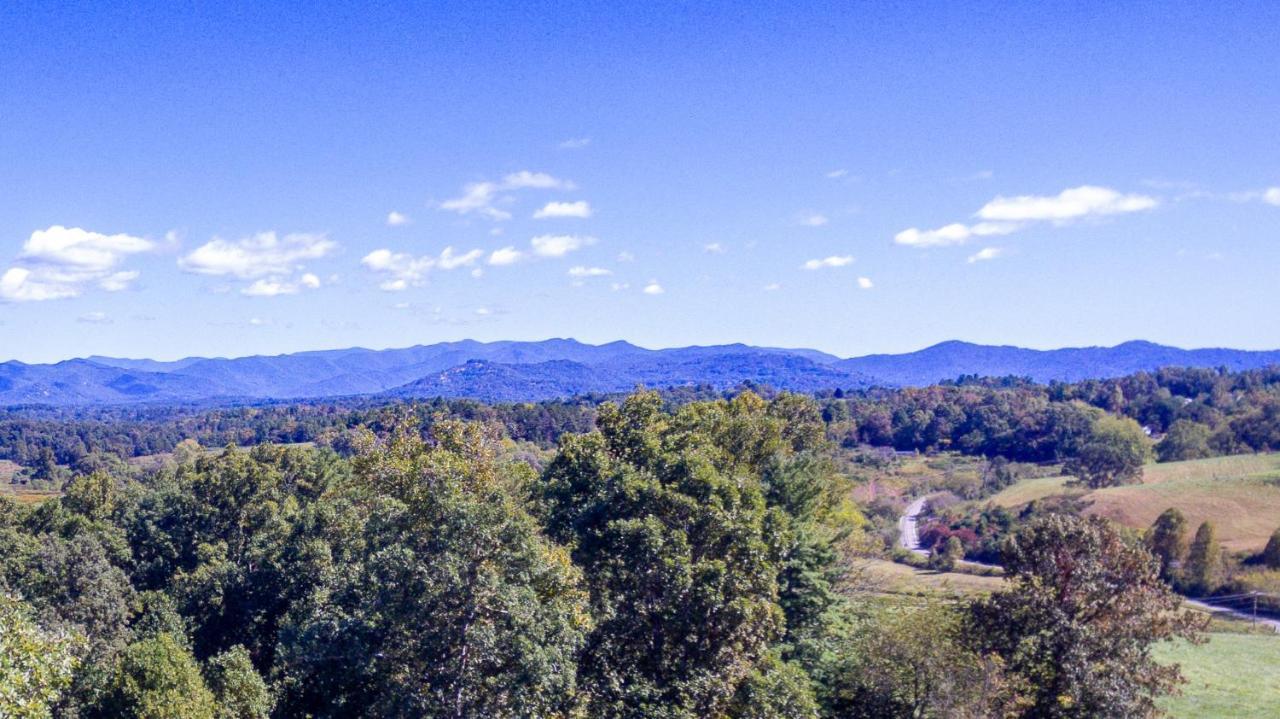 Luxurious House With Pool Near Asheville By Mighty Tree Properties Leicester Extérieur photo